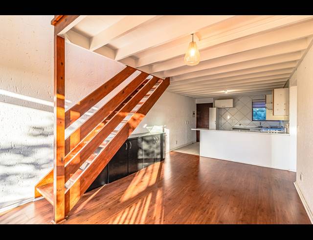 1 BEDROOM SECTIONAL TITLE FOR SALE IN DOUGLASDALE